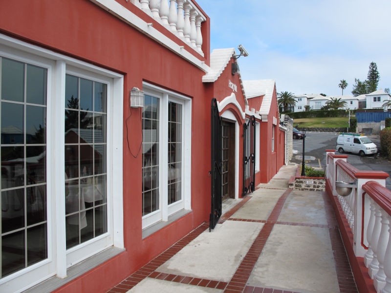 Day5 - 63 Henry VIII Resturant 19-Jan-2010